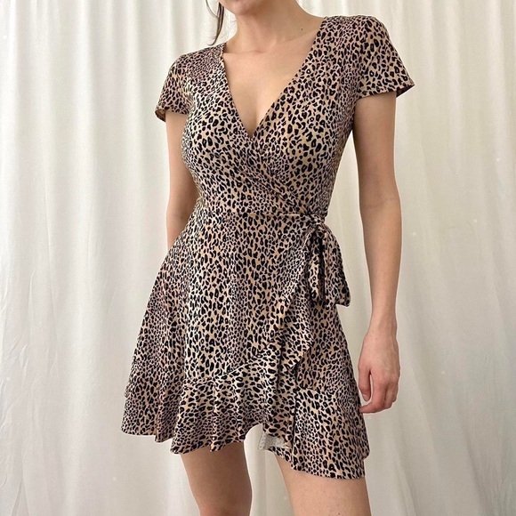 H&M cheetah animal leopard print ruffle wrap side tie mini dress 0 euro summer - Picture 1 of 11